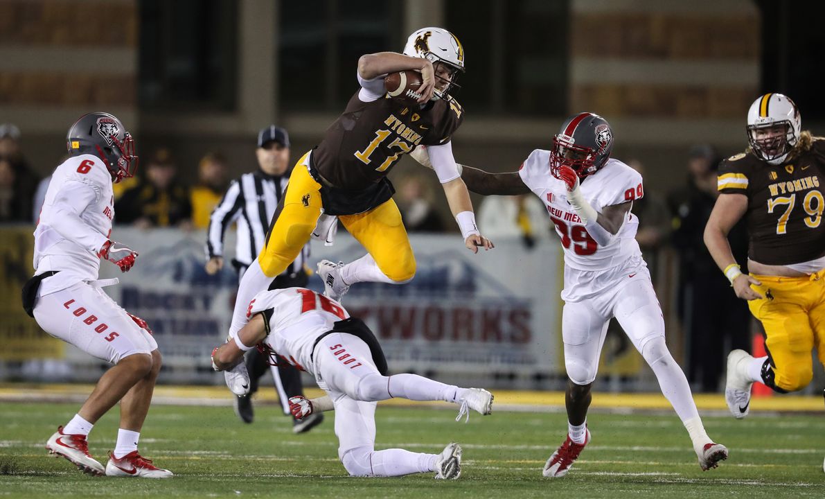 Best of Josh Allen - Wyoming vs. New Mexico (2017)
