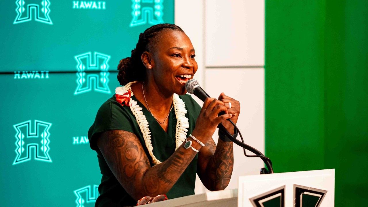 Khalilah Mitchell Introduced as W. Basketball Head Coach