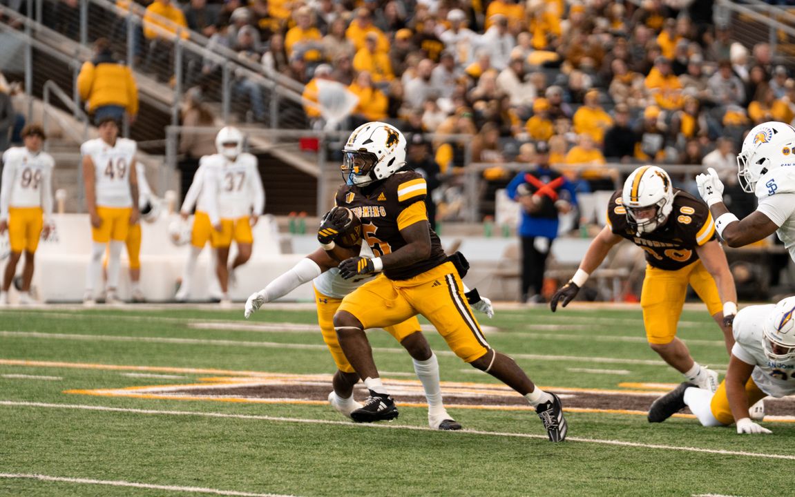 War Memorial Classics - Wyoming vs. San Jose State (2025)