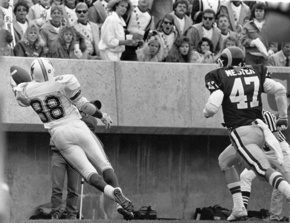 Historical Highlights - Wyoming Football 1988