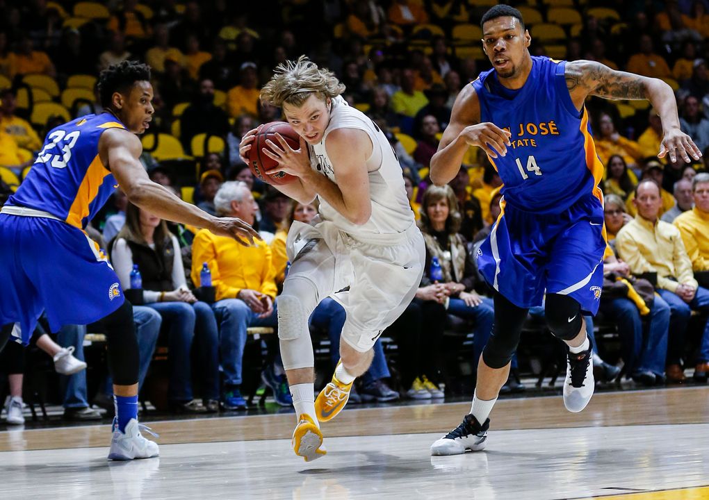 Double A Classics - Wyoming MBB at Fresno State (2015)